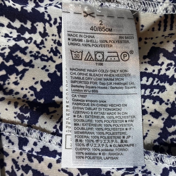 Banana Republic Navy/Soft Gray Trapeze Skirt, Fully Lined, Size 2 - Picture 10 of 11